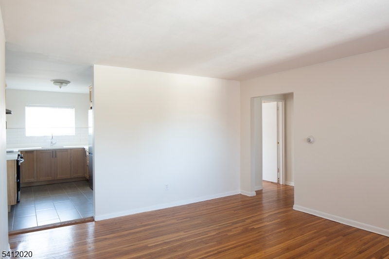 Lake Hiawatha Manor II - Residential Lease