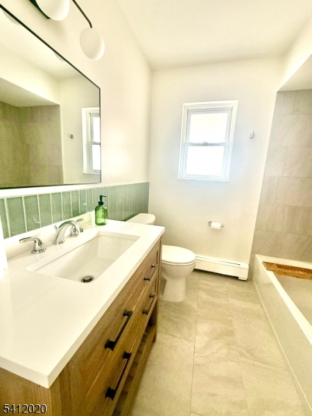 Lake Hiawatha Manor II - Residential Lease