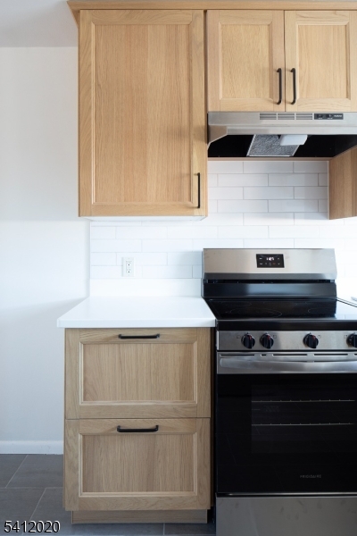 Lake Hiawatha Manor II - Residential Lease