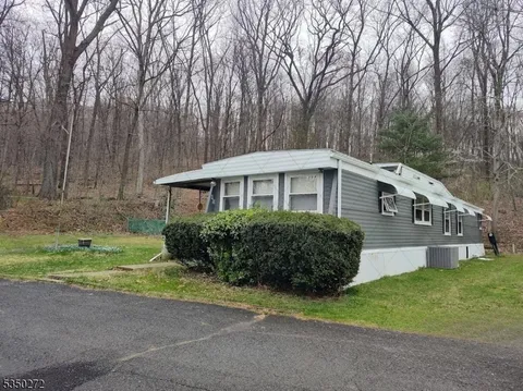 45 Back St, Oxford Twp., NJ 07863 - MLS#: 3956415