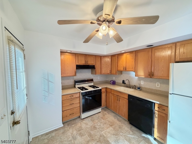 Meadowbrook Farms - Residential