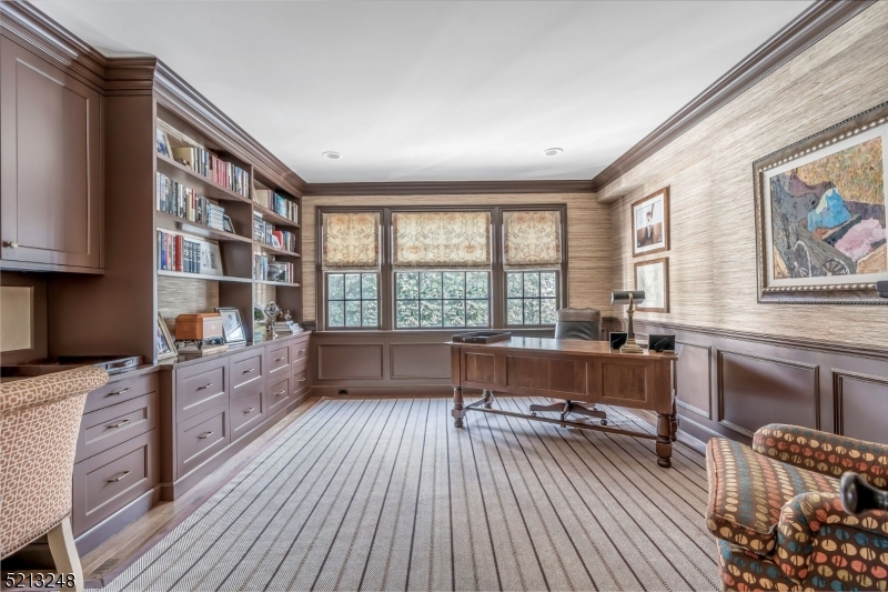 OLD SHORT HILLS - Residential