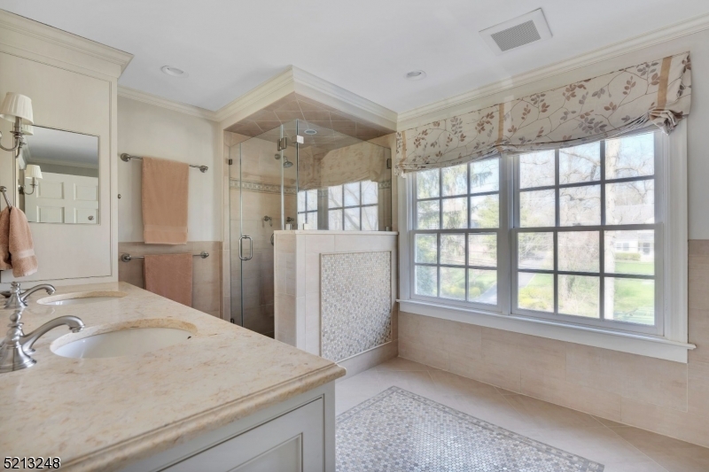 OLD SHORT HILLS - Residential