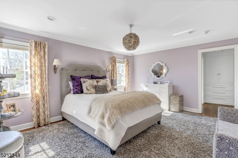 OLD SHORT HILLS - Residential