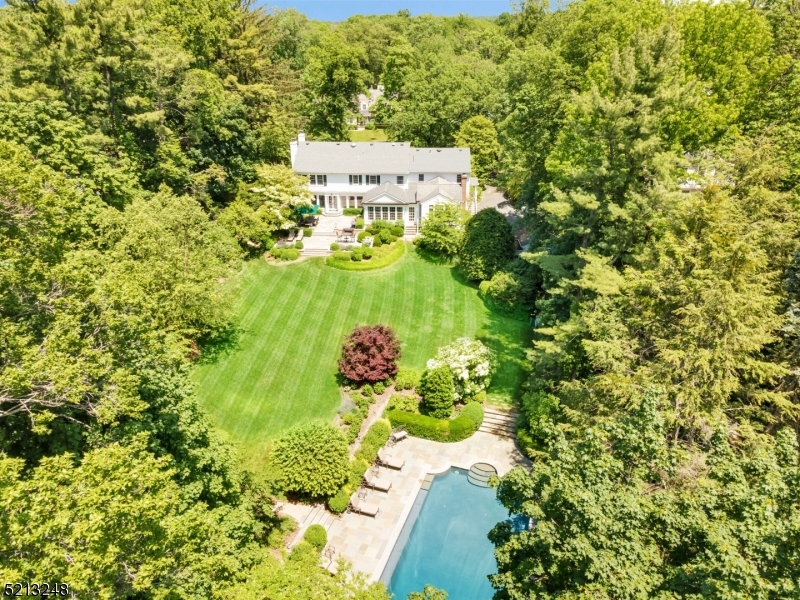 OLD SHORT HILLS - Residential