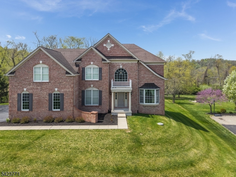 Lookout Pointe - Residential