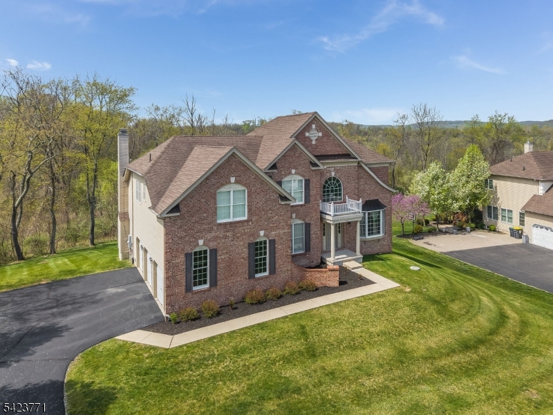 Lookout Pointe - Residential