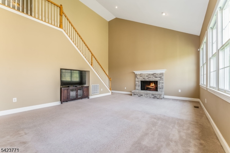 Lookout Pointe - Residential