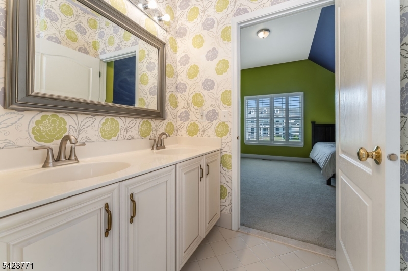 Lookout Pointe - Residential