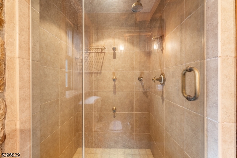 PERRYVILLE - Residential