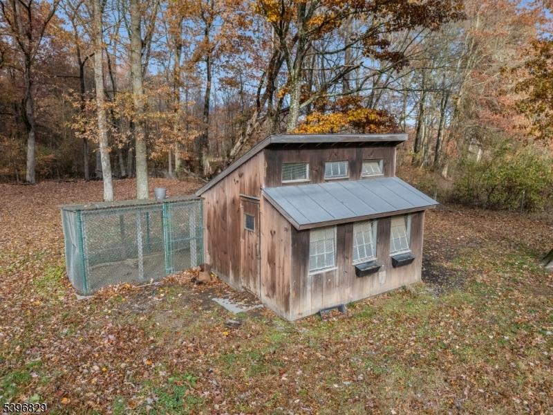 PERRYVILLE - Residential