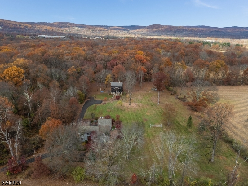 PERRYVILLE - Residential