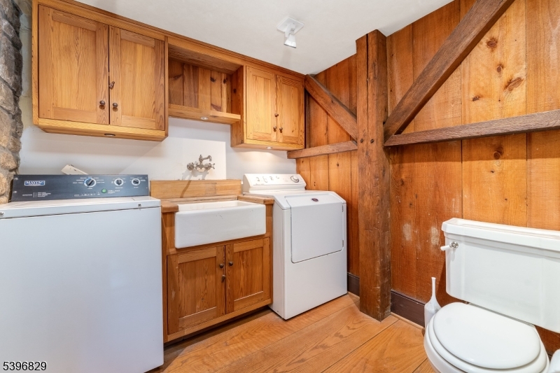 PERRYVILLE - Residential