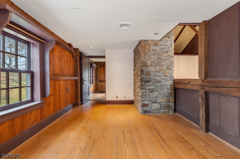 PERRYVILLE - Residential