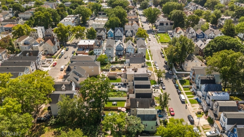 East Orange City, New Jersey 07017, United States, 4 Bedrooms Bedrooms, ,2 BathroomsBathrooms,Residential,Active,99420