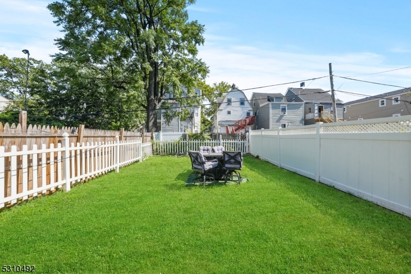 East Orange City, New Jersey 07017, United States, 4 Bedrooms Bedrooms, ,2 BathroomsBathrooms,Residential,Active,99420