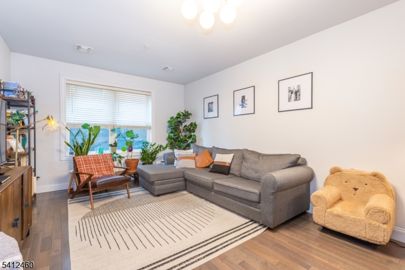 Lofts at Lincoln Park - Residential