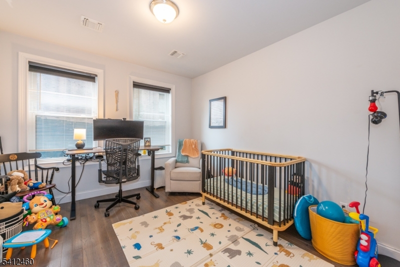 Lofts at Lincoln Park - Residential