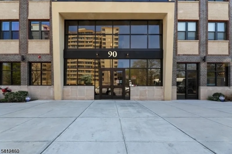 Lofts at Lincoln Park - Residential