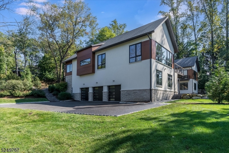 Chestnut Hill - Residential