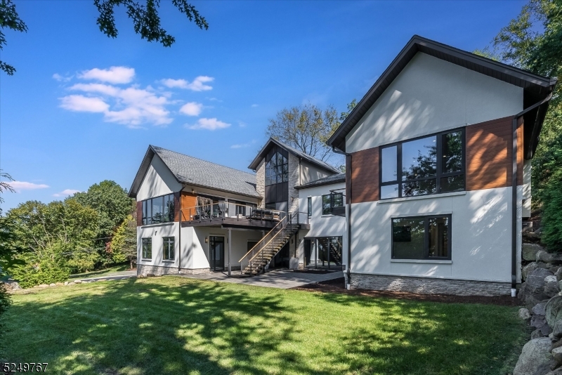 Chestnut Hill - Residential