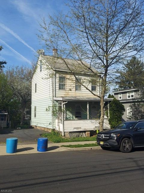 132 Warren St, Clifton City, NJ 07013 - MLS#: 3958467