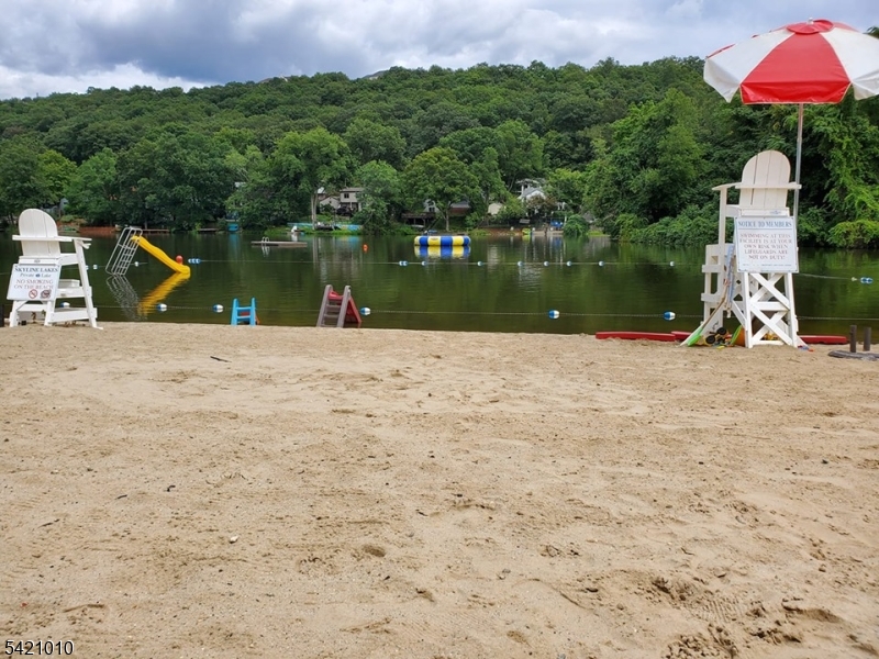 Skyline Lakes - Residential