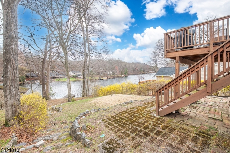 Skyline Lakes - Residential