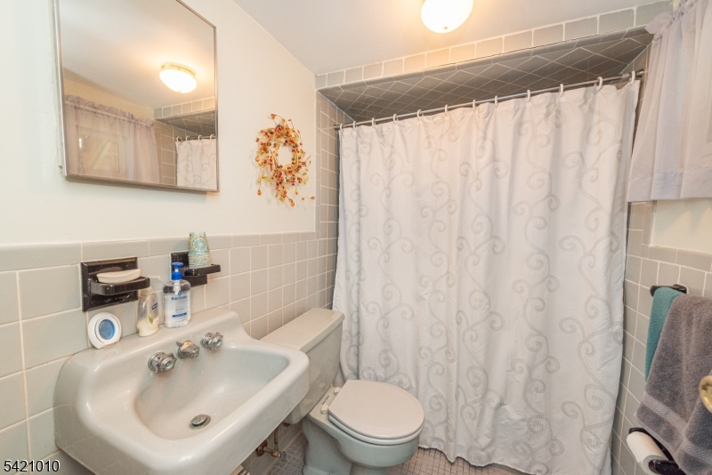 Skyline Lakes - Residential