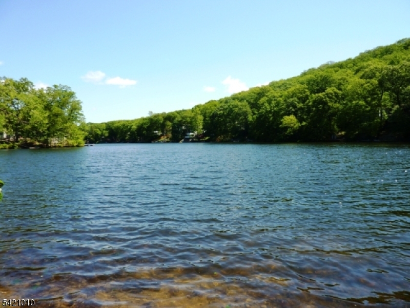 Skyline Lakes - Residential