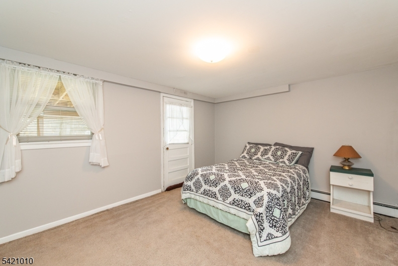 Skyline Lakes - Residential