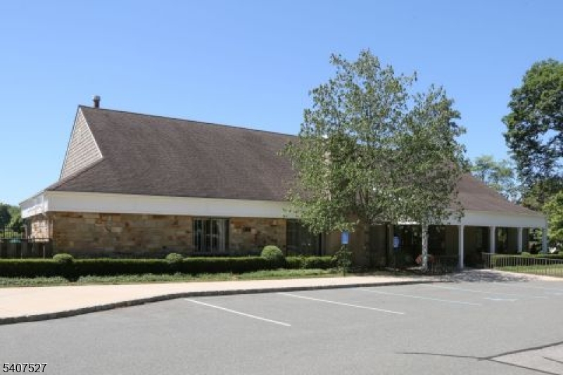 Mendham Commons - Residential