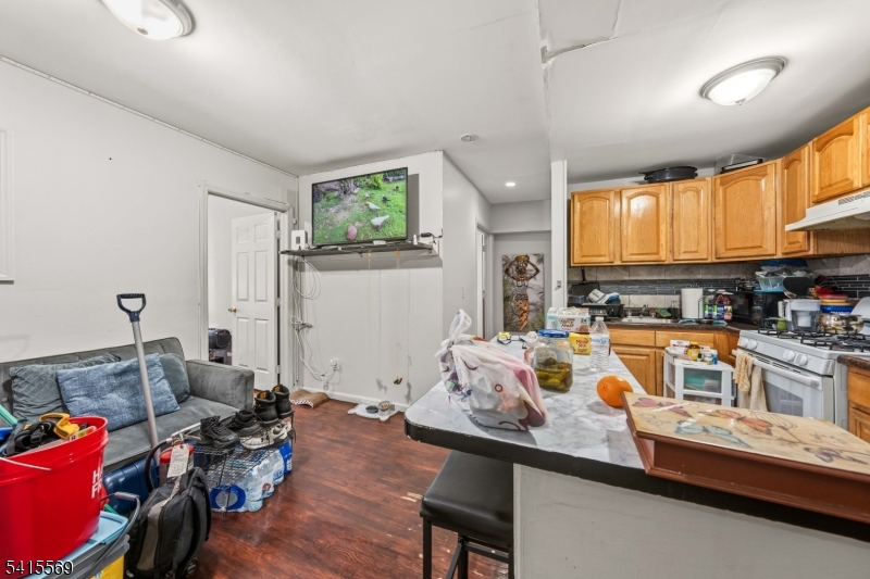 The Seville Condominiums - Residential