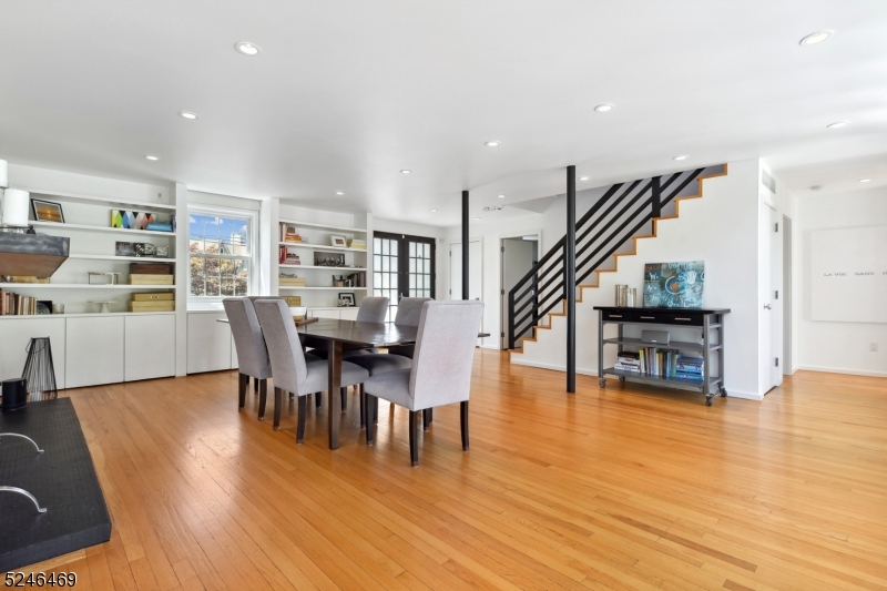 WYCHWOOD - Residential