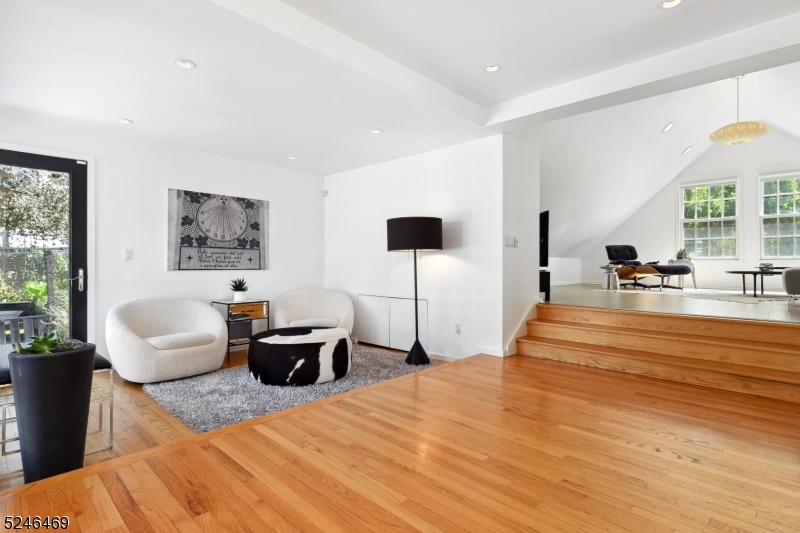 WYCHWOOD - Residential