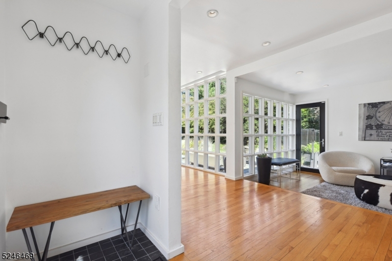 WYCHWOOD - Residential