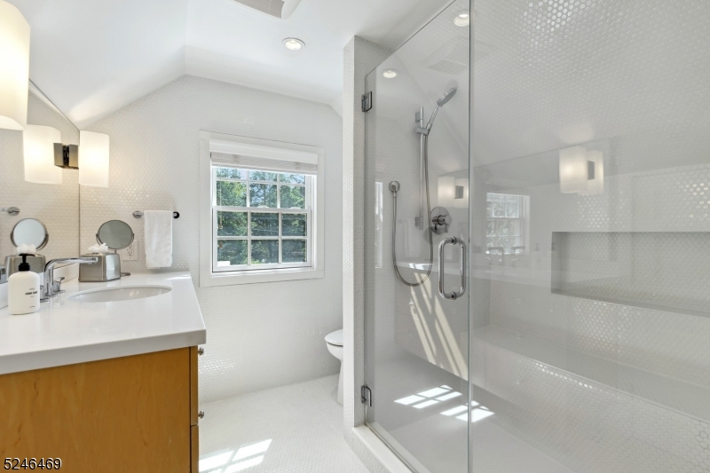 WYCHWOOD - Residential