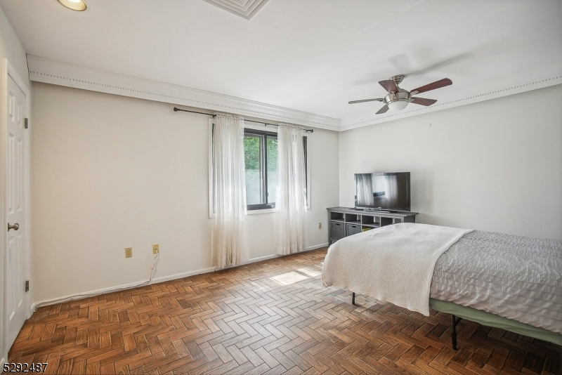 Eagle Ridge - Residential