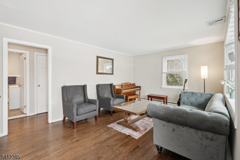 Pompton Plains - Residential