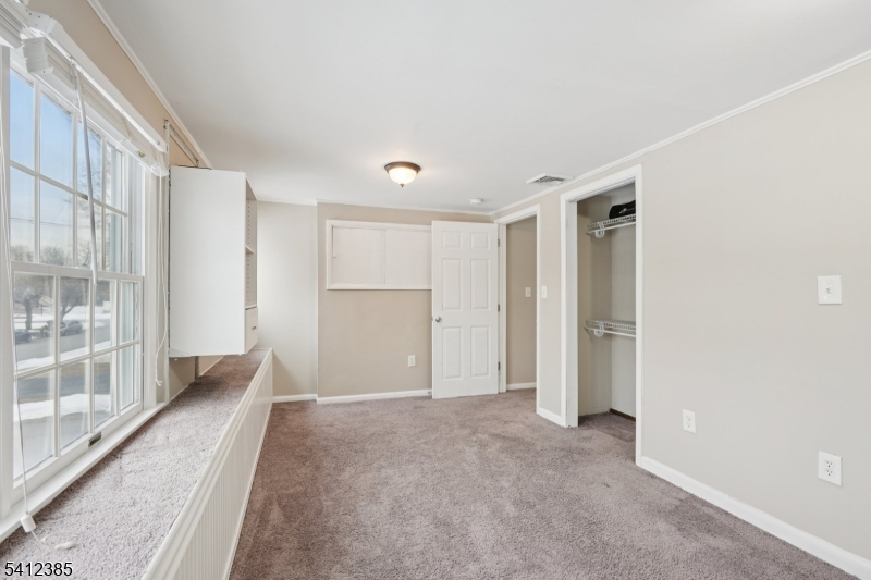 Pompton Plains - Residential