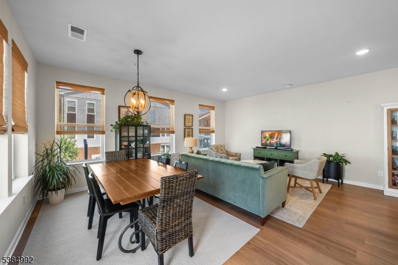 Townhomes At Vermella - Residential