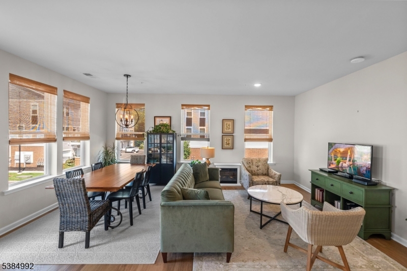 Townhomes At Vermella - Residential