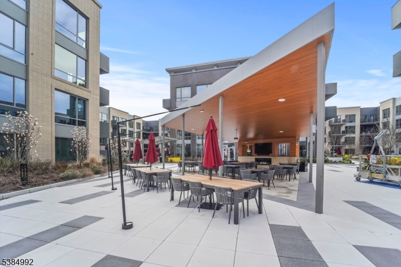 Townhomes At Vermella - Residential