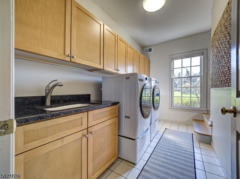 Hill View Farms - Residential