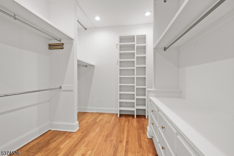 Bernardsville Mountain - Residential