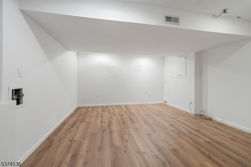 Bernardsville Mountain - Residential