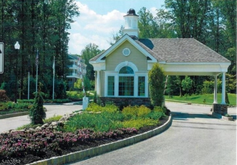 GREENBRIAR FOX RIDGE - Residential