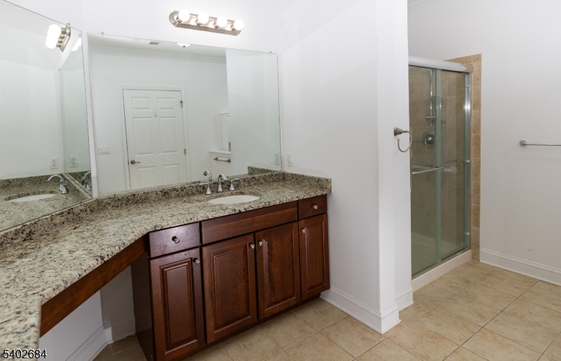 GREENBRIAR FOX RIDGE - Residential