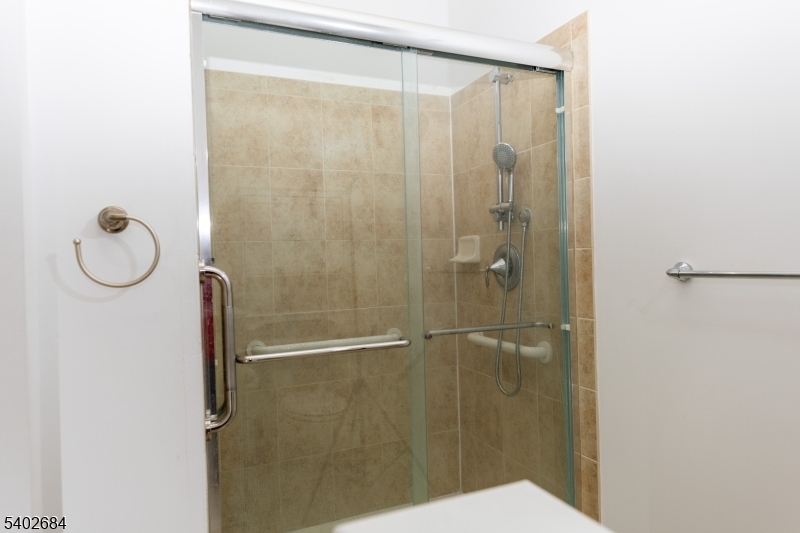 GREENBRIAR FOX RIDGE - Residential