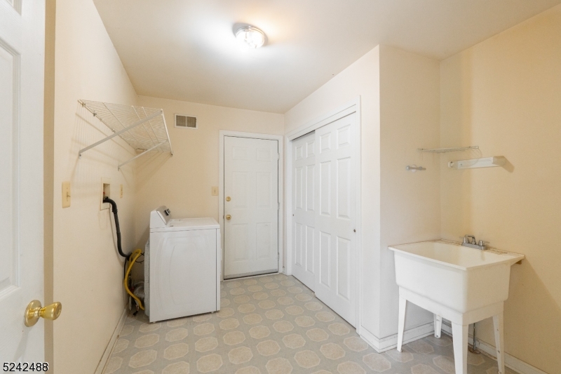 Spring Meadow - Residential